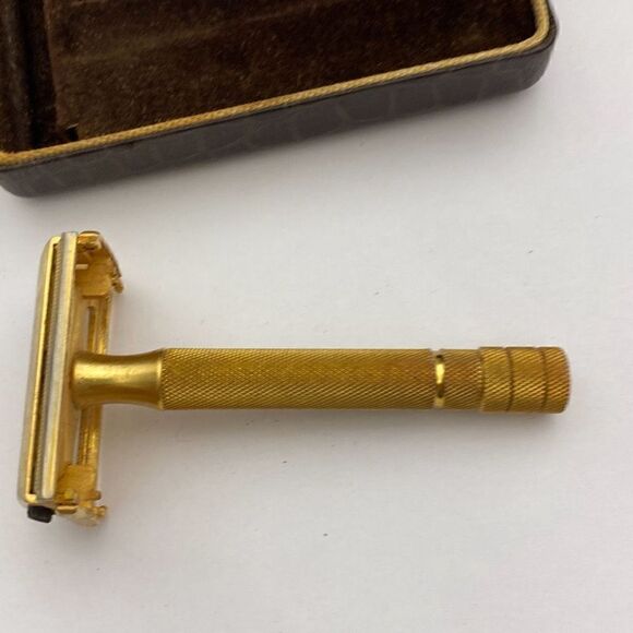 Vintage Gillette Milord Men's Gold Razor with Case - Picture 2 of 10